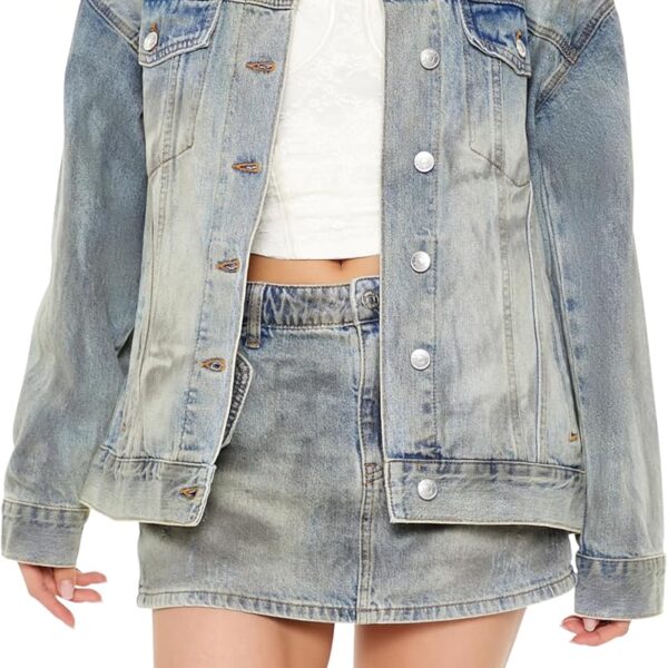 Women's Mineral Wash Denim Trucker Jacket Casual Button Front Long Sleeve Jean Coat for Everyday Wear